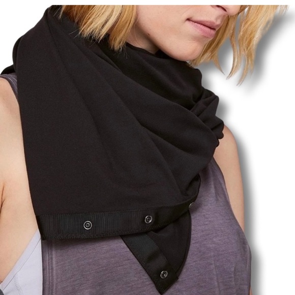 Almost NEW Lululemon Vinyasa Scarf Rulu - Picture 4 of 6